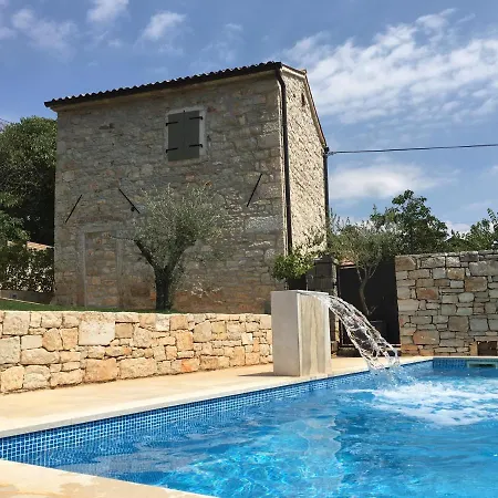 Frühstückspension šterna Ii - Mit Pool Und Garten 4*