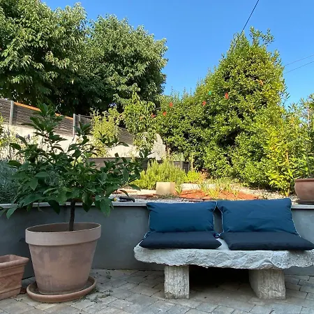 Sterna Ii - Mit Pool Und Garten Bed & Breakfast Kaštelir